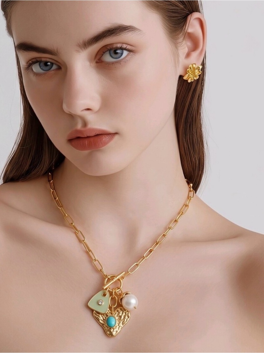 MAYAMAR Charm Necklace NEW w Pouch